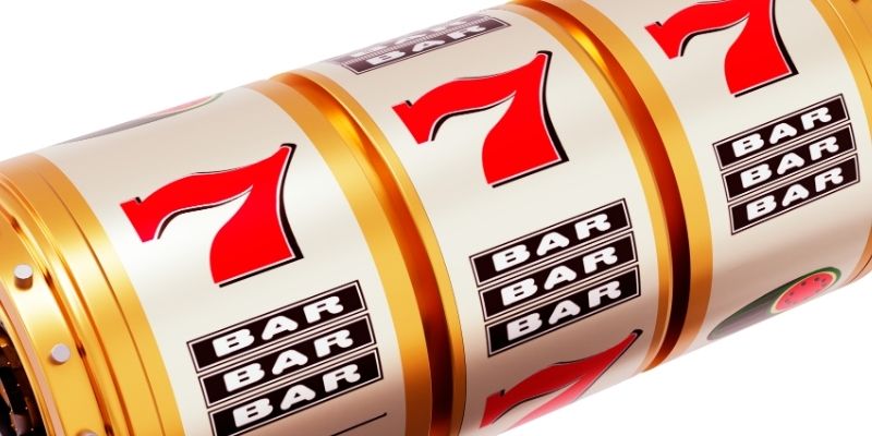 Long-term impact of mobile poker apps
